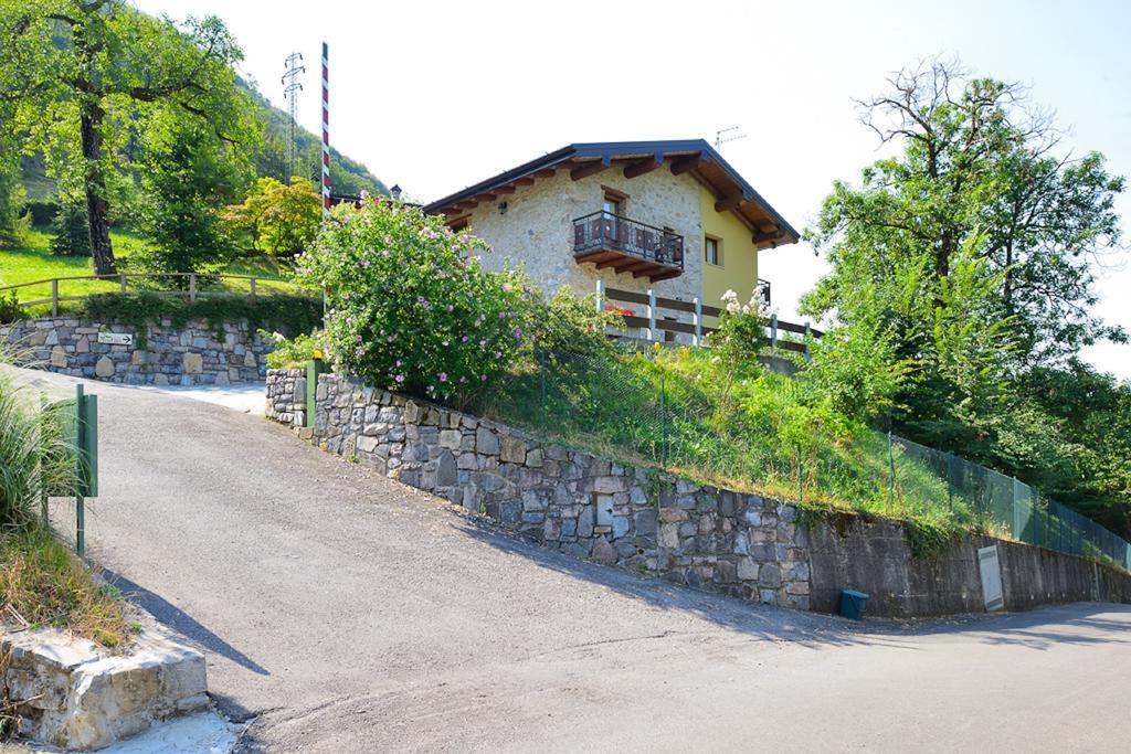 Bed And Breakfast Montino Cene Exterior foto