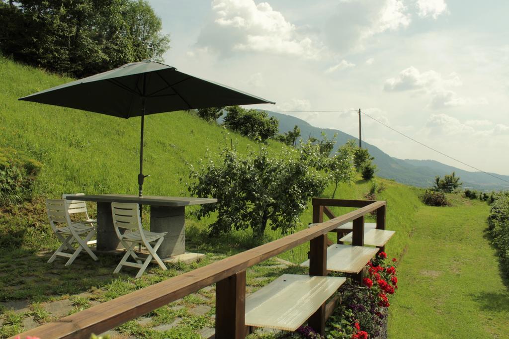 Bed And Breakfast Montino Cene Exterior foto